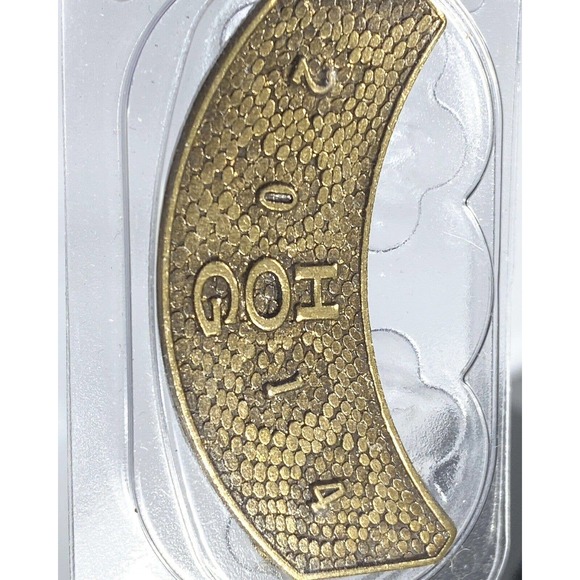 2014 Harley Davidson Motorcycle HOG Member Jacket Coat Lapel Rocker Pin NOS - Picture 2 of 5